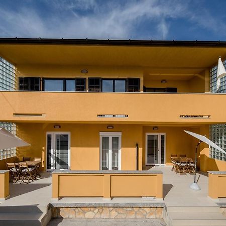 Apartments Gael Lopar Exterior foto
